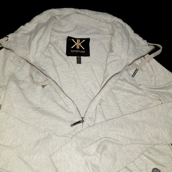 Kardashian kollection grey zip sweater - Picture 5 of 7